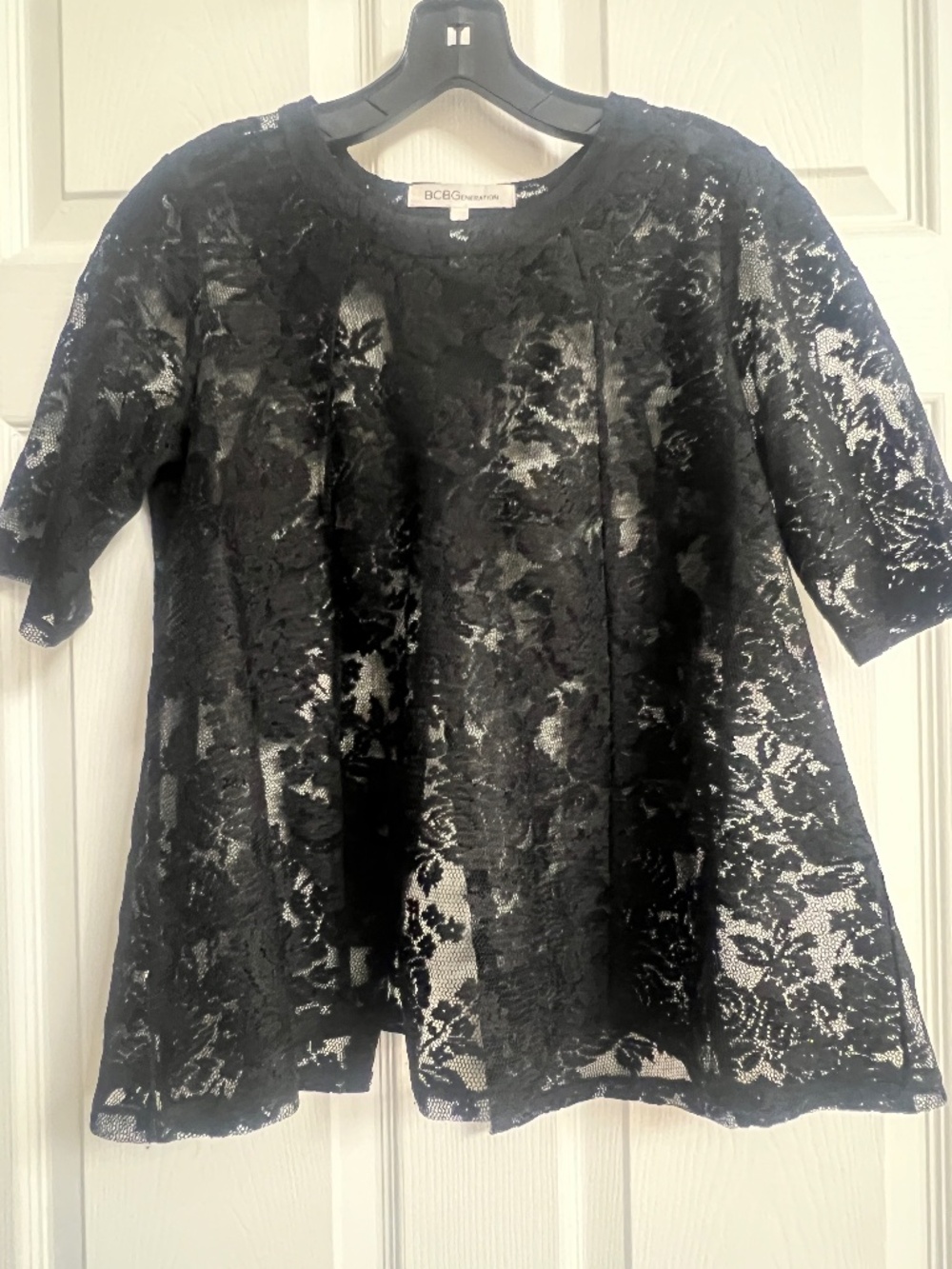 BCBGeneration Cross-Back Lace Top Short sleeves